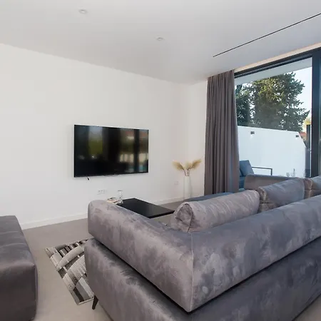 Luxury Lux With Heated Pool * Kastela