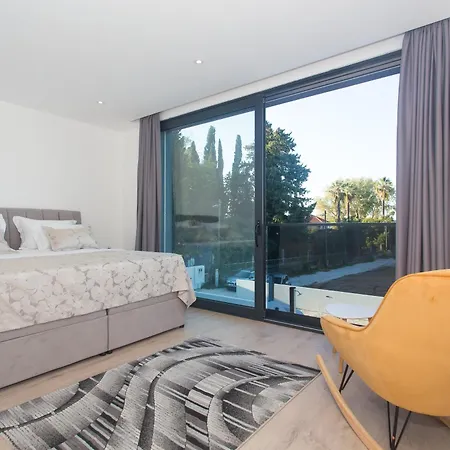 Luxury Lux With Heated Pool * Kastela