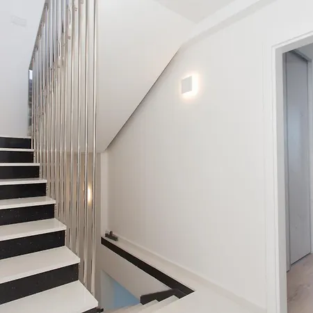 Luxury Lux With Heated Pool Villa Kastela