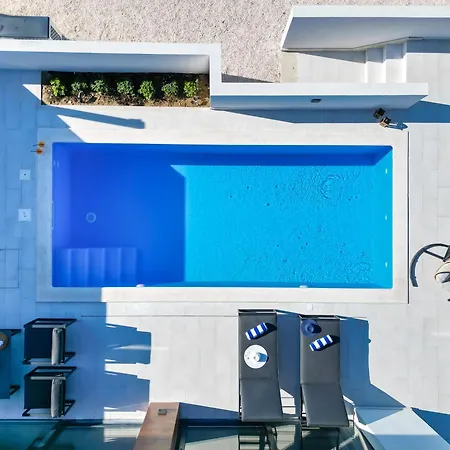 Luxury Lux With Heated Pool Kastela
