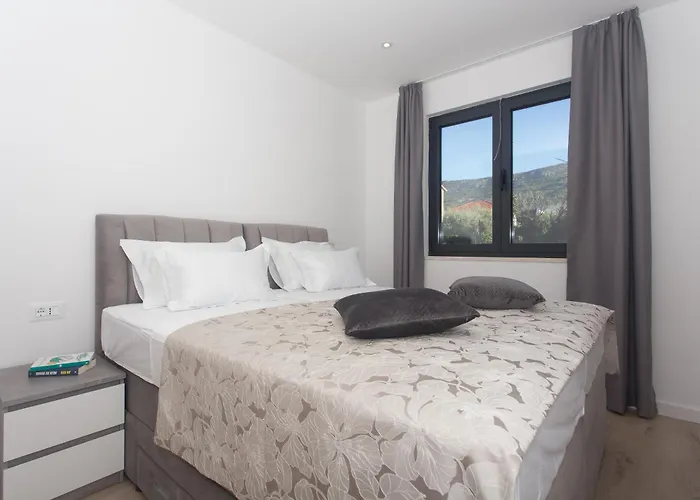 Vila Luxury Lux With Heated Pool *